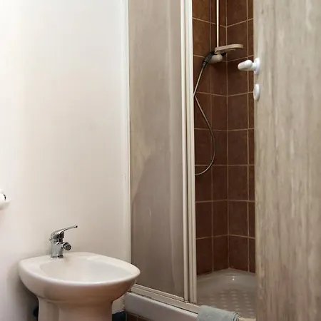 B&B T&v House 2*