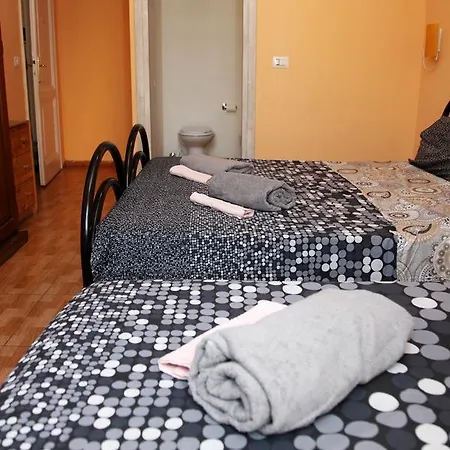 T&v House Bed & Breakfast 2*
